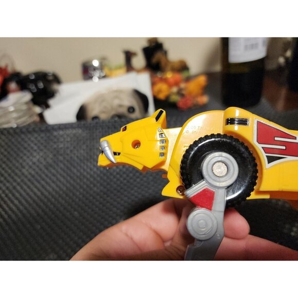 Mighty Morphin Power Rangers Legacy Megazord Yellow Sabretooth Zord Only - Picture 2 of 14